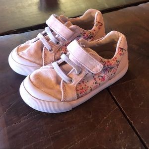 Size 6.5W Good condition stride rite toddler shoes